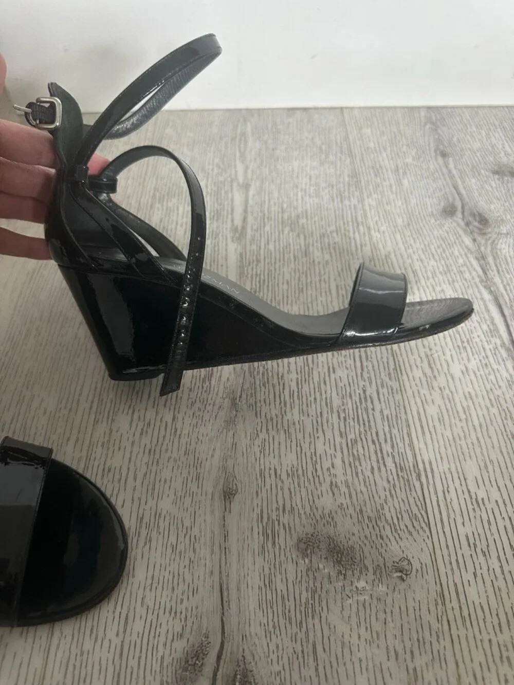 REAL STUART WEITZMAN blackdraft Black Patent Heels